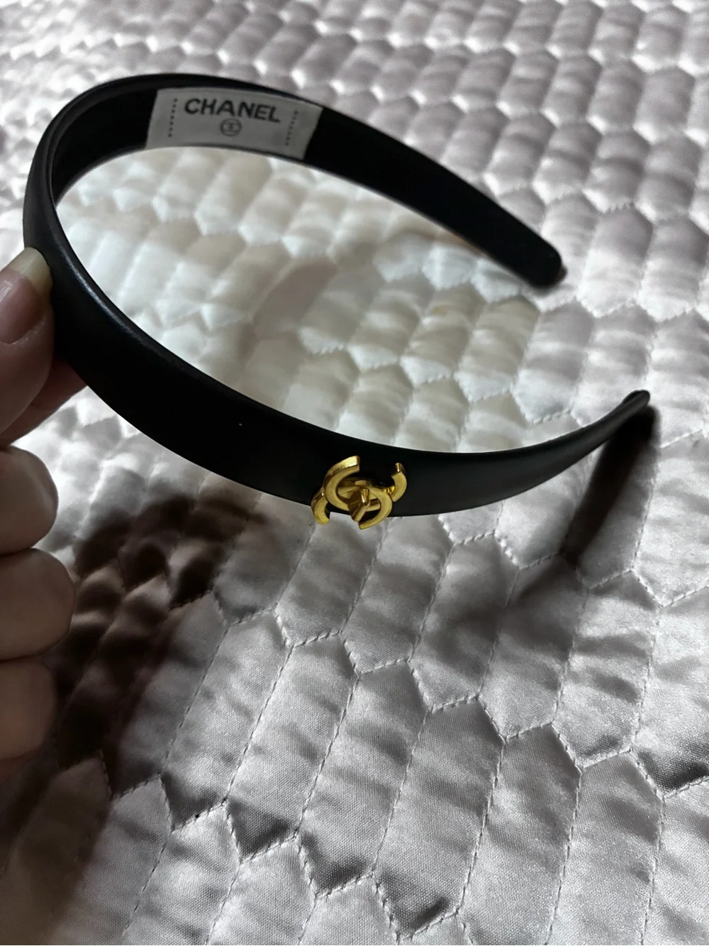 ChaneI✨ Black Leather turn lock headband